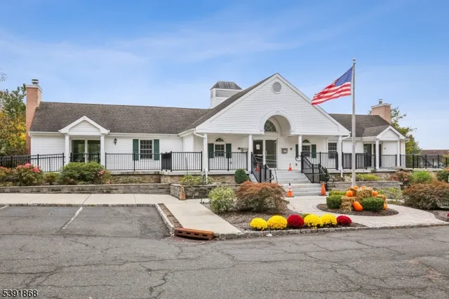 $405,000 | 49 Alexandria Way, Bernards, NJ 07920