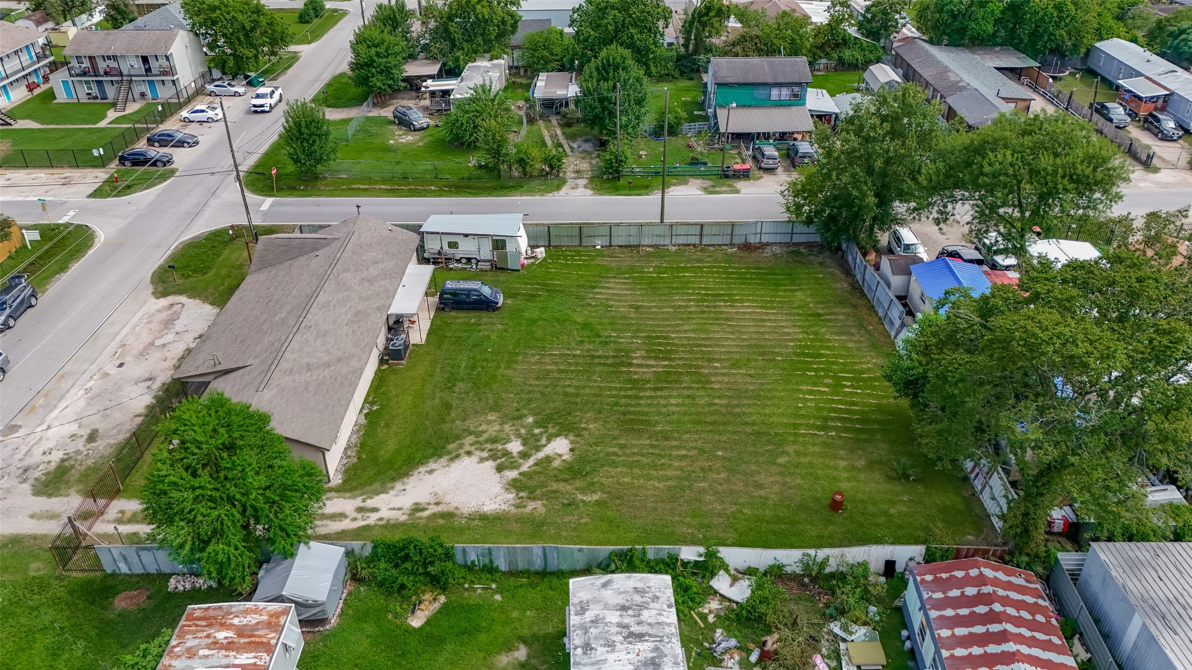 816 Barbara Mae Street Houston, TX 77015 - Photo 17 of 18 an aerial view of residential houses with outdoor space