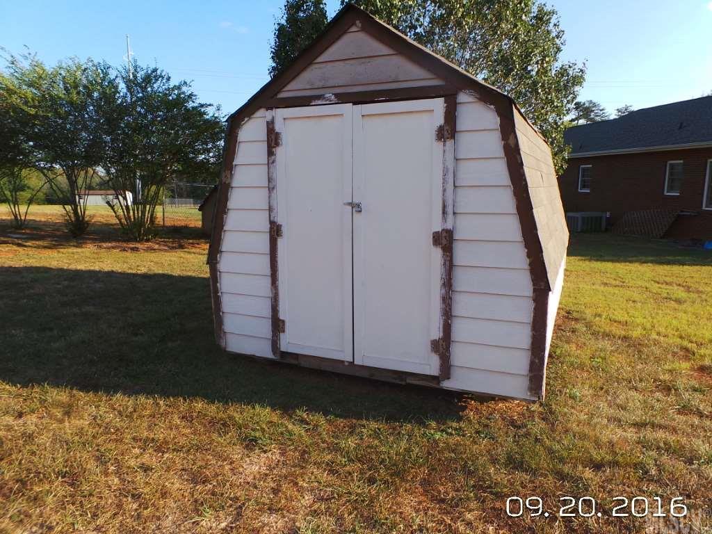 1984 Yoder Farm Road Hickory, NC 28602 - Photo 15 of 25 Gallery Image 15