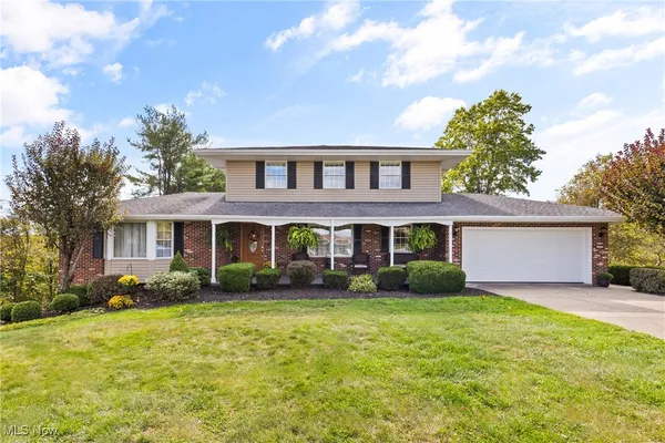 $406,850 | 55584 Bell Haven, Bellaire, OH 43906