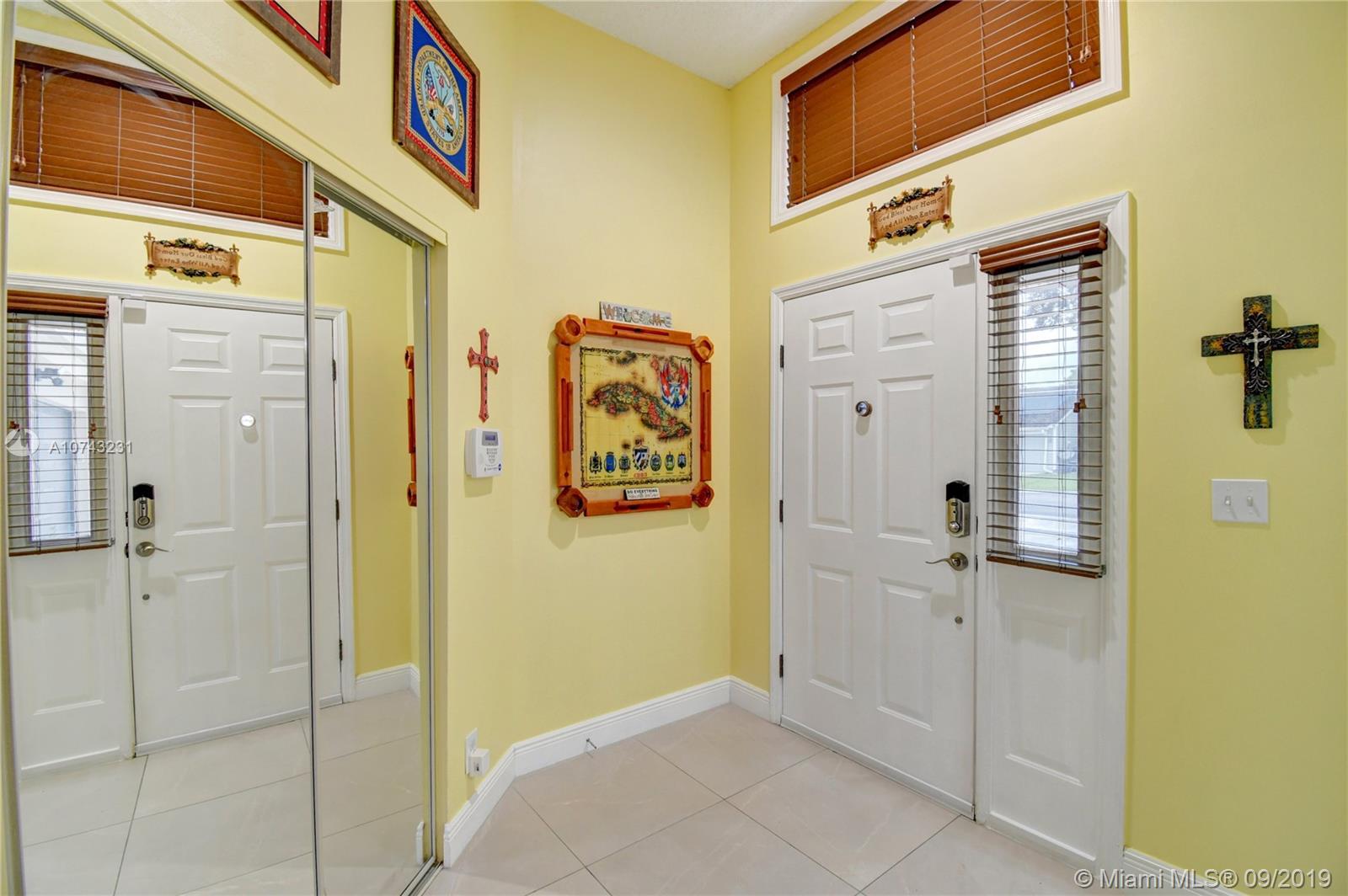 1033 Aviary Road Wellington, FL 33414 - Photo 11 of 36