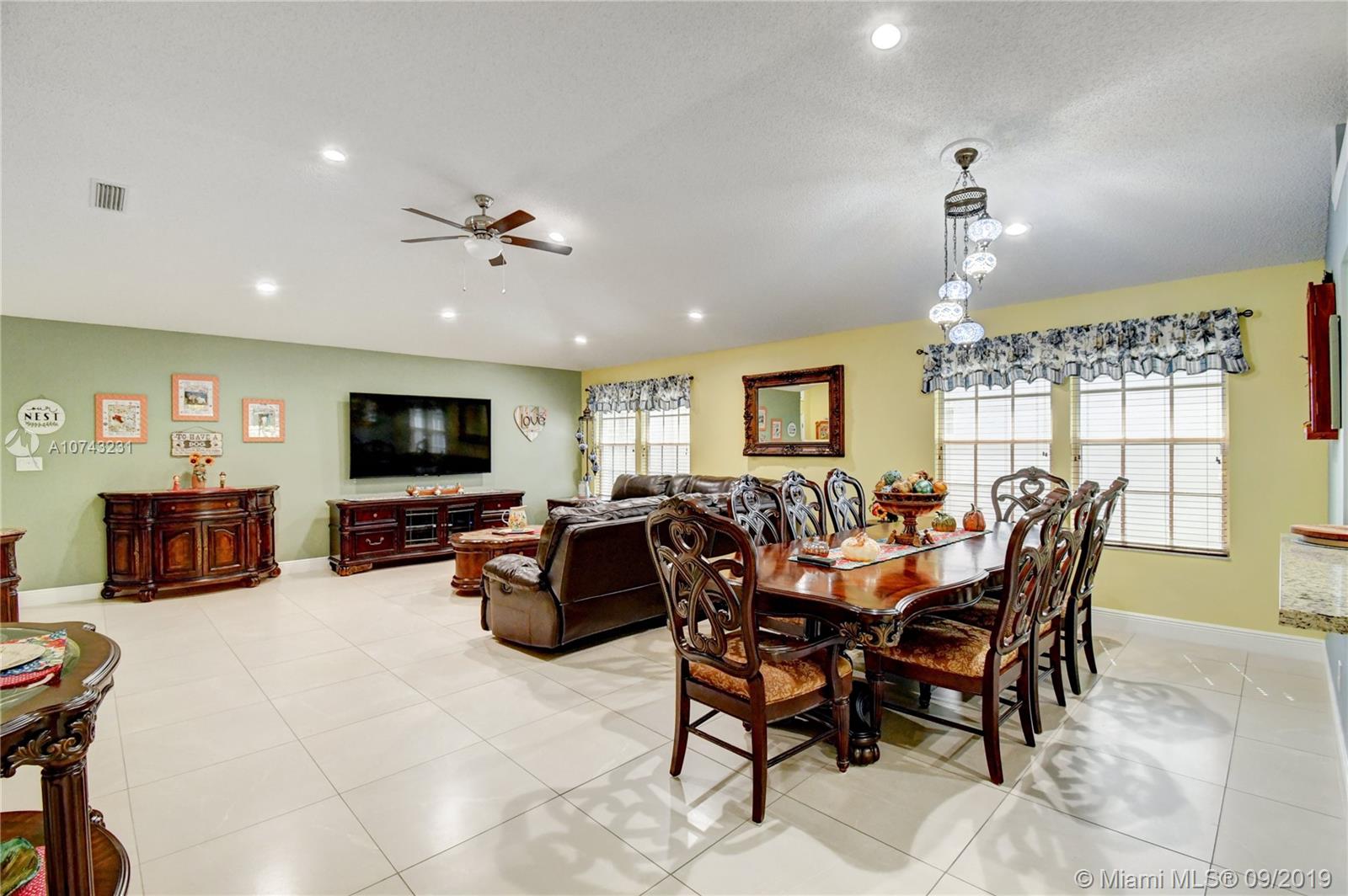 1033 Aviary Road Wellington, FL 33414 - Photo 15 of 36