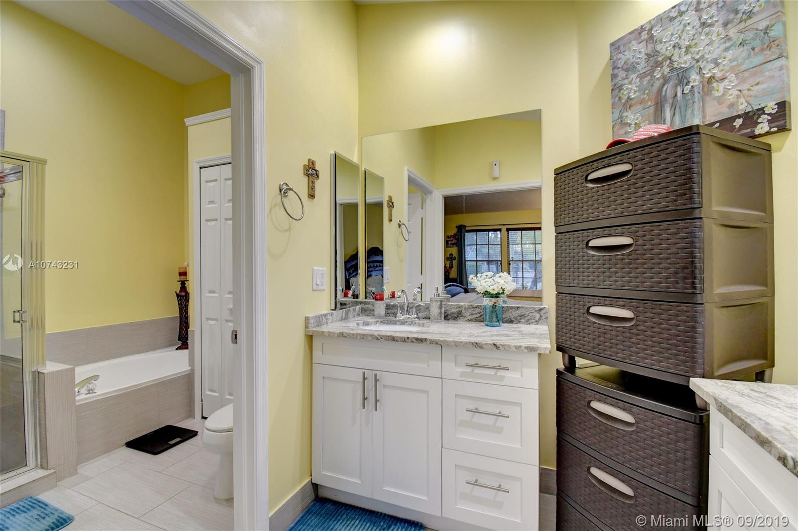 1033 Aviary Road Wellington, FL 33414 - Photo 20 of 36