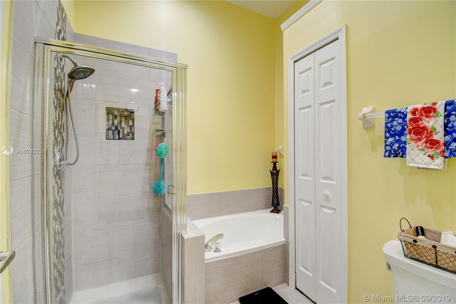 1033 Aviary Road Wellington, FL 33414 - Photo 21 of 36