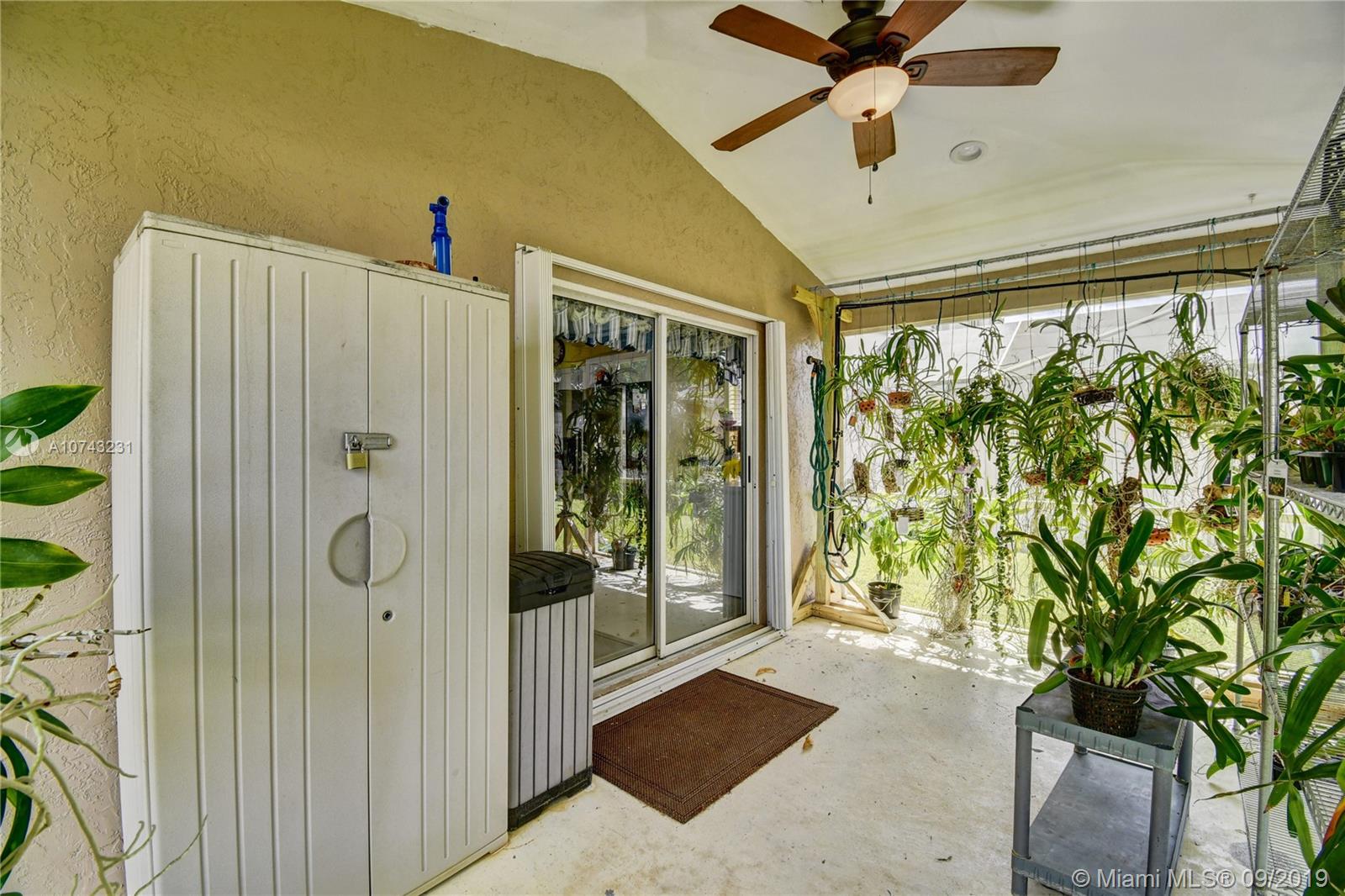 1033 Aviary Road Wellington, FL 33414 - Photo 31 of 36