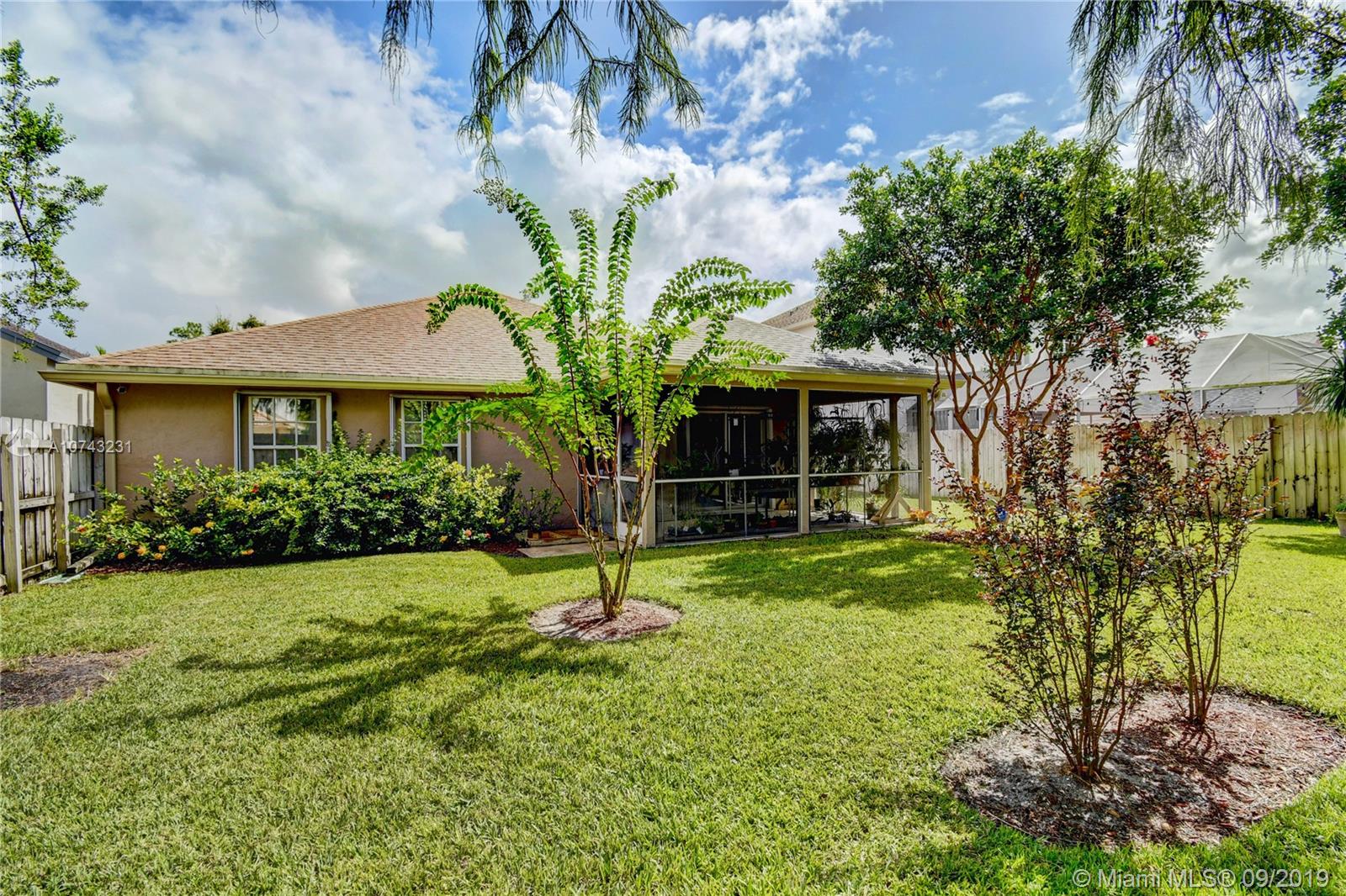 1033 Aviary Road Wellington, FL 33414 - Photo 32 of 36