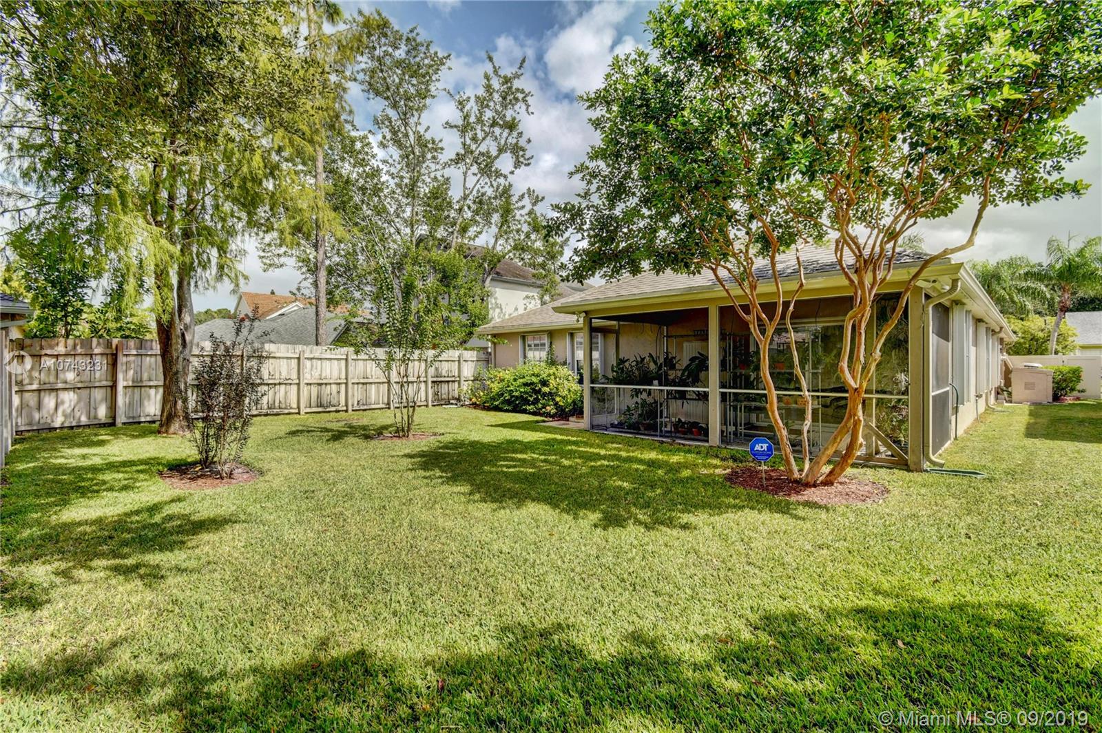 1033 Aviary Road Wellington, FL 33414 - Photo 33 of 36