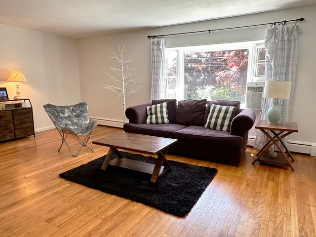 $4,500 | 39 Mohawk Drive, Norwalk, CT 06851