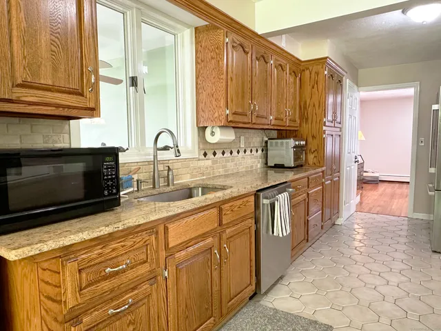 $4,500 | 39 Mohawk Drive, Norwalk, CT 06851