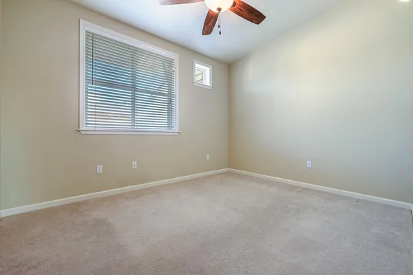 $270,000 | 2658 East Alluvial Avenue, Unit 220, Fresno, CA 93720