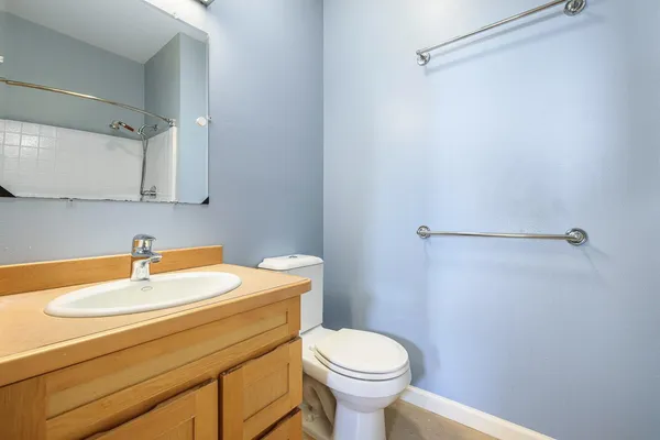 $270,000 | 2658 East Alluvial Avenue, Unit 220, Fresno, CA 93720