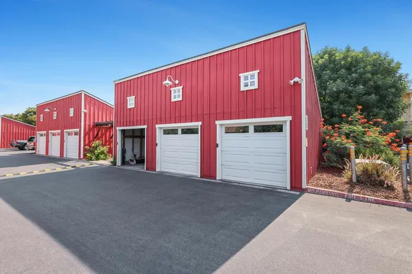 $270,000 | 2658 East Alluvial Avenue, Unit 220, Fresno, CA 93720