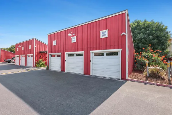 $270,000 | 2658 East Alluvial Avenue, Unit 220, Fresno, CA 93720