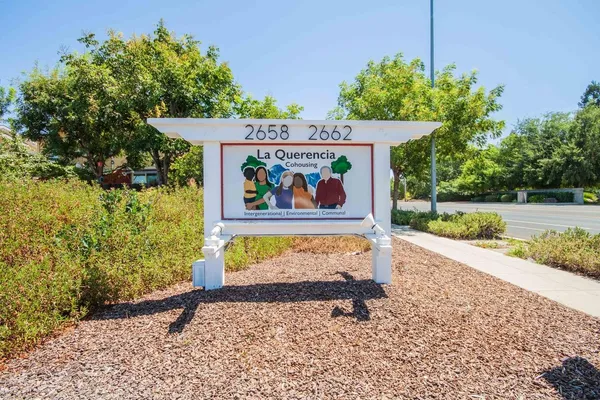 $270,000 | 2658 East Alluvial Avenue, Unit 220, Fresno, CA 93720