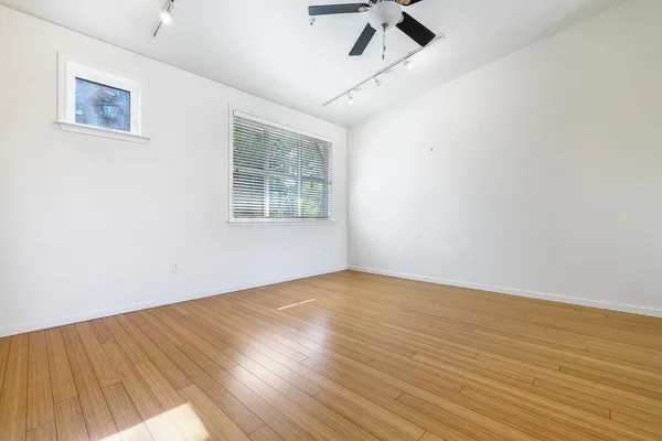 $270,000 | 2658 East Alluvial Avenue, Unit 220, Fresno, CA 93720