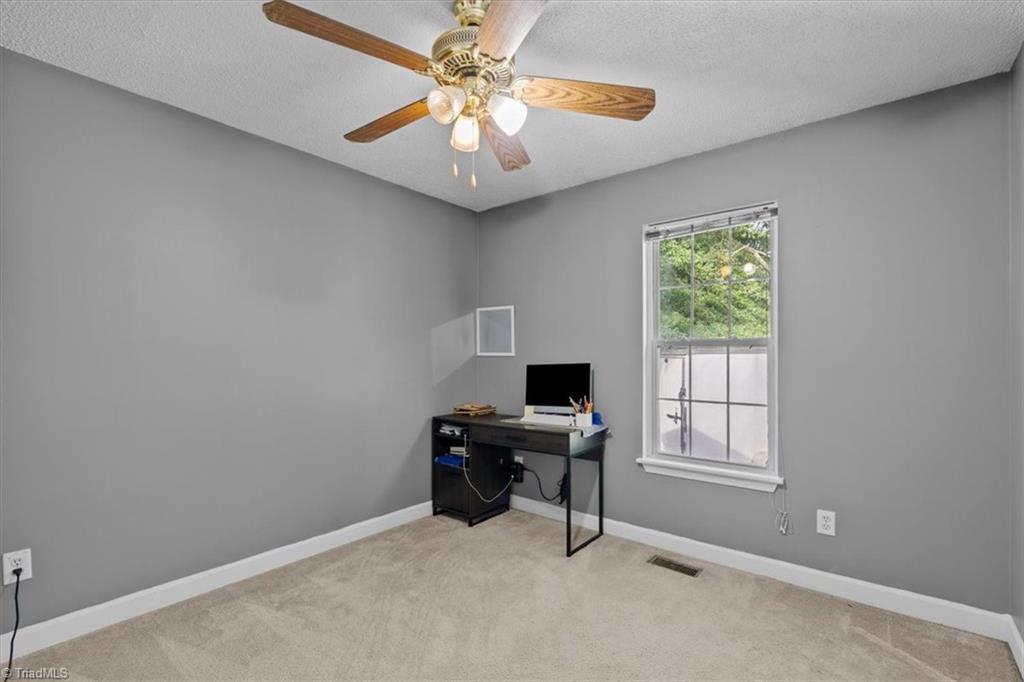 624 Paramount Street High Point, NC 27260 - Photo 15 of 30 Gallery Image 15