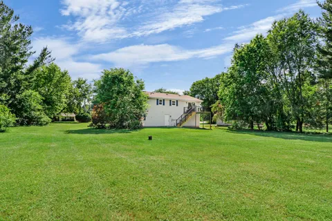 $425,000 | 2660 Spring Hill Drive, Stoughton, WI 53589