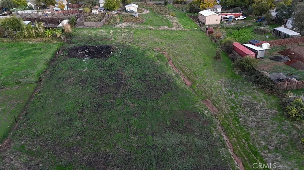 0 10th Oroville, CA 95965 - Photo 4 of 5 a backyard of a house with lots of green space