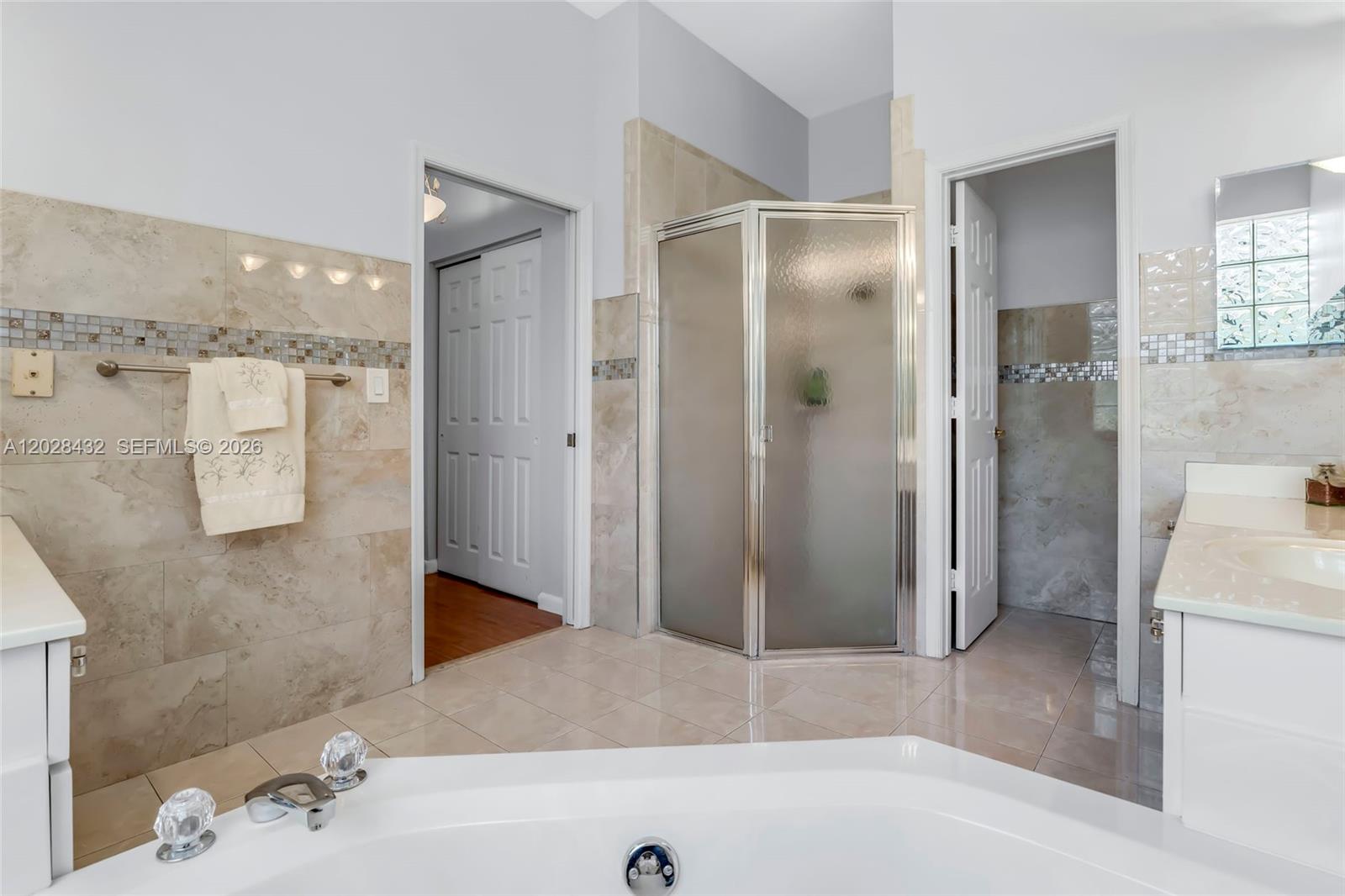 3852 Oak Ridge Circle Weston, FL 33331 - Photo 21 of 57