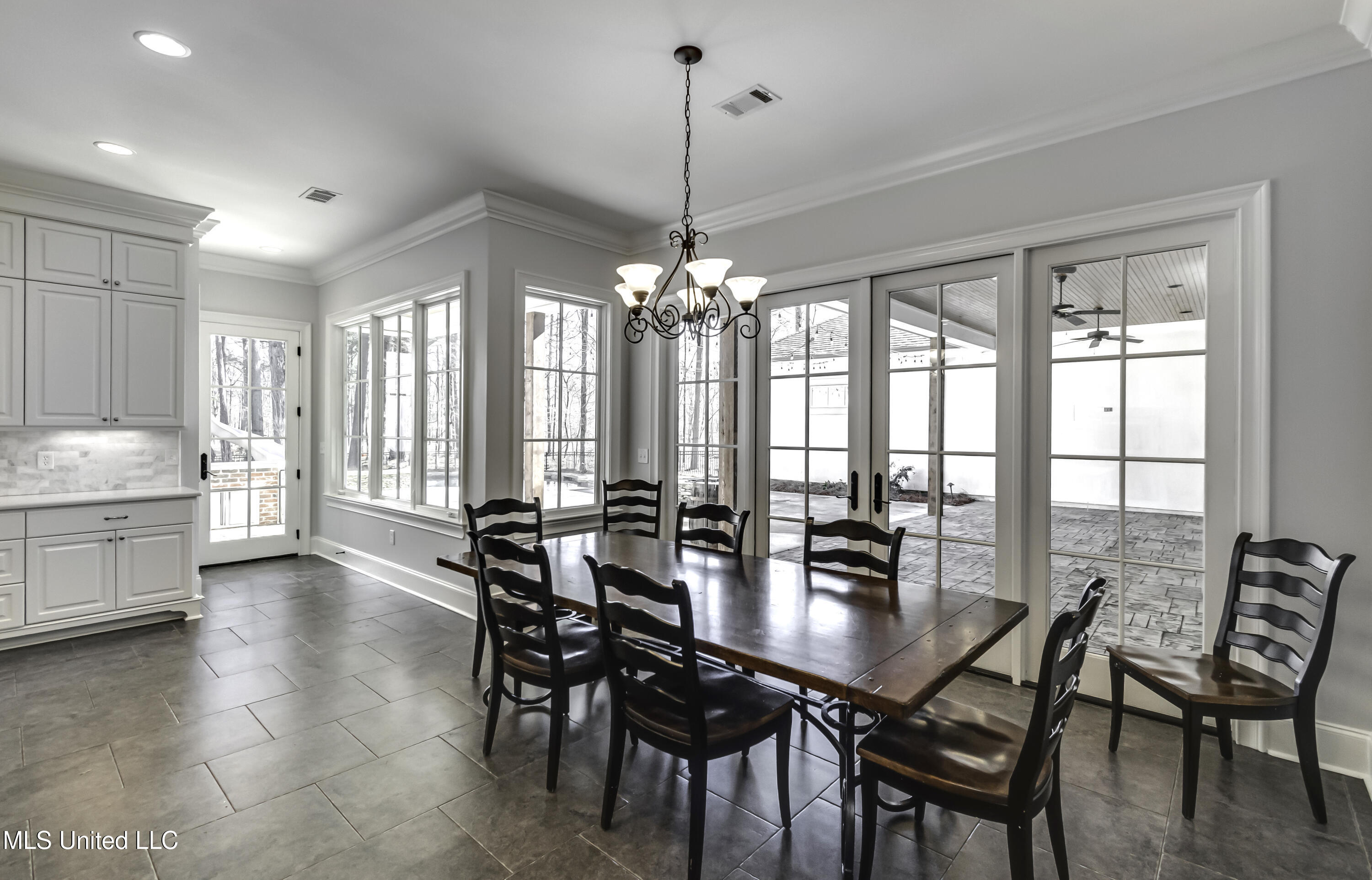 268 Sundial Road Madison, MS 39110 - Photo 18 of 88 268 Sundial Rd--41