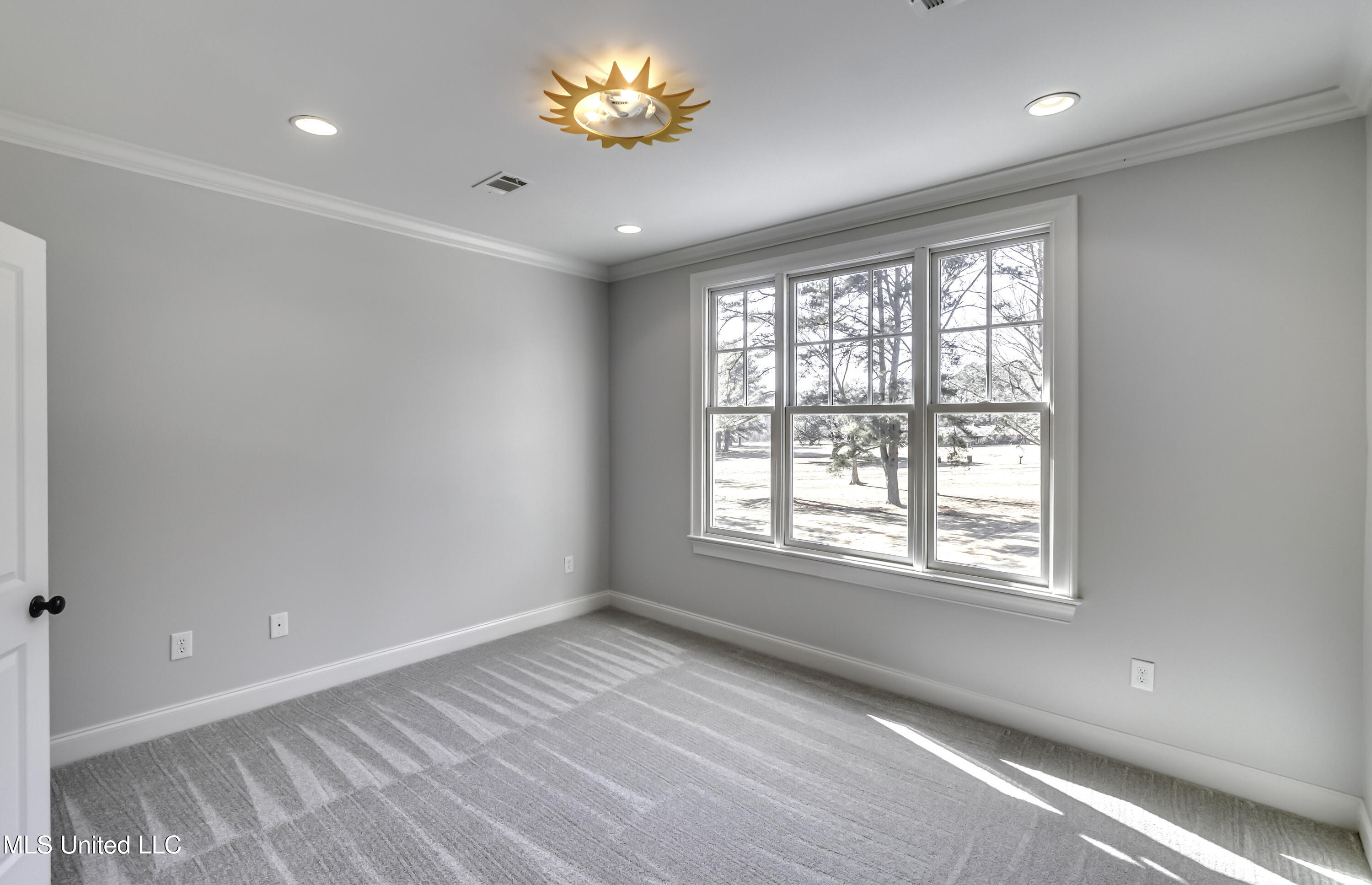 268 Sundial Road Madison, MS 39110 - Photo 63 of 88 268 Sundial Rd--85