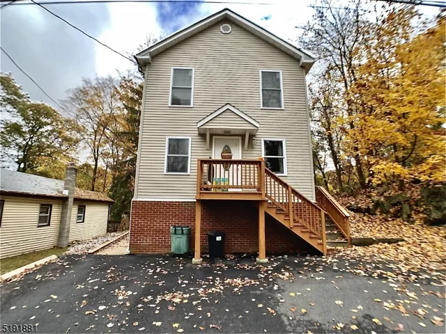 $449,900 | 7 Jefferson Trail, Hopatcong, NJ 07843