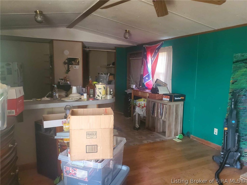6041 Heil Road Henryville, IN 47126 - Photo 6 of 8 Gallery Image 6