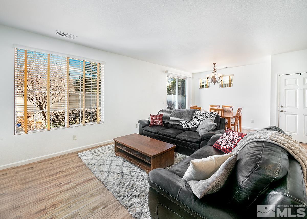 11030 Lamour Lane Reno, NV 89521 - Photo 4 of 21 Photo 4