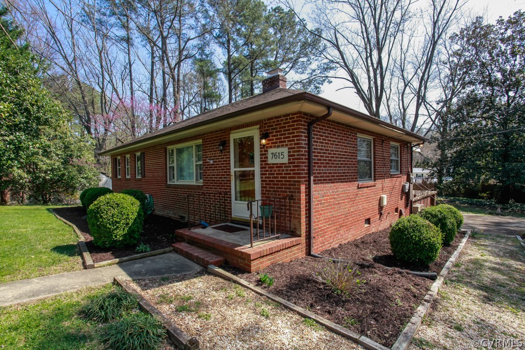 7615 Wanymala Road Henrico, VA 23229 - Photo 2 of 32 Gallery Image 2