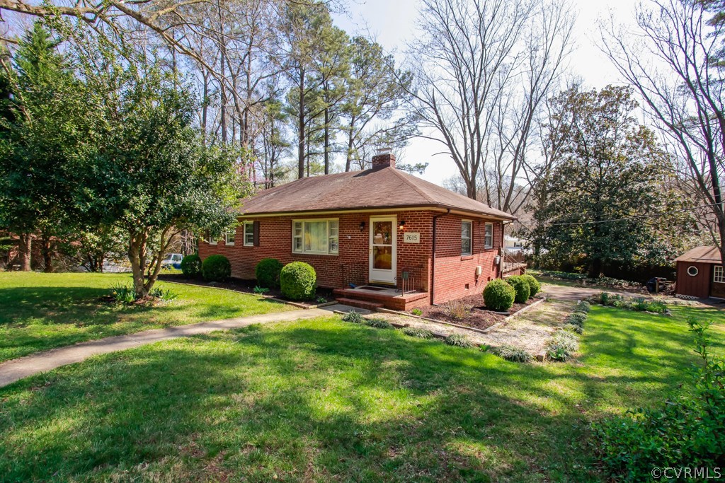 7615 Wanymala Road Henrico, VA 23229 - Photo 4 of 32 Gallery Image 4