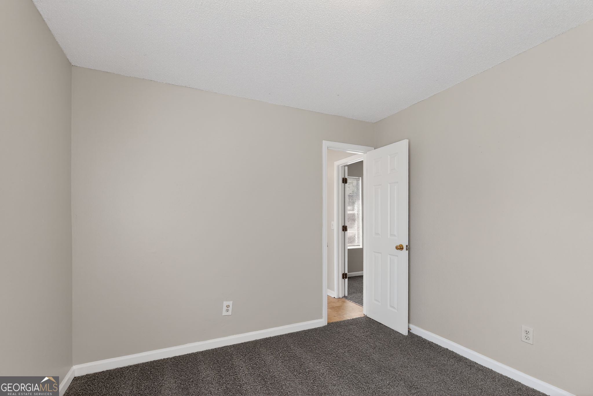 2404 Raven Circle Lithonia, GA 30058 - Photo 34 of 38 a view of an empty room