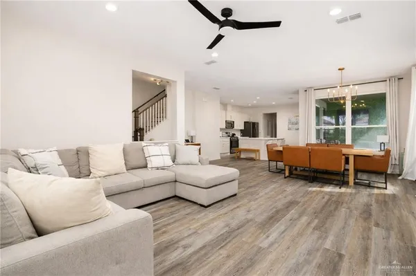 $2,700 | 10219 North 13th Street, McAllen, TX 78504