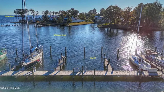 $28,000 | 414 Whittaker Point Road, Unit W7, Oriental, NC 28571