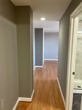 $950 | 5696 Kingsbury Avenue, Unit 302, St. Louis, MO 63112