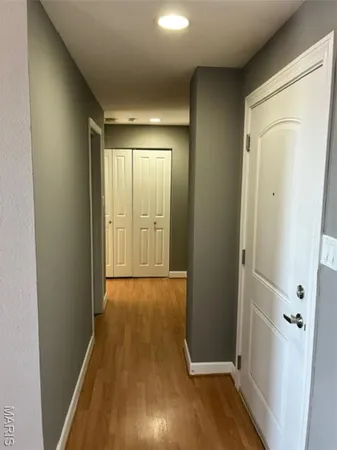 $950 | 5696 Kingsbury Avenue, Unit 302, St. Louis, MO 63112