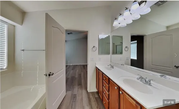 $2,295 | 7261 West Glenn Drive, Glendale, AZ 85303