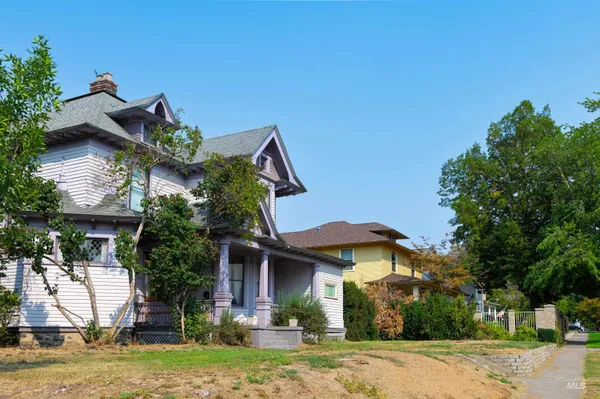 $409,000 | 507 7th Avenue, Lewiston, ID 83501