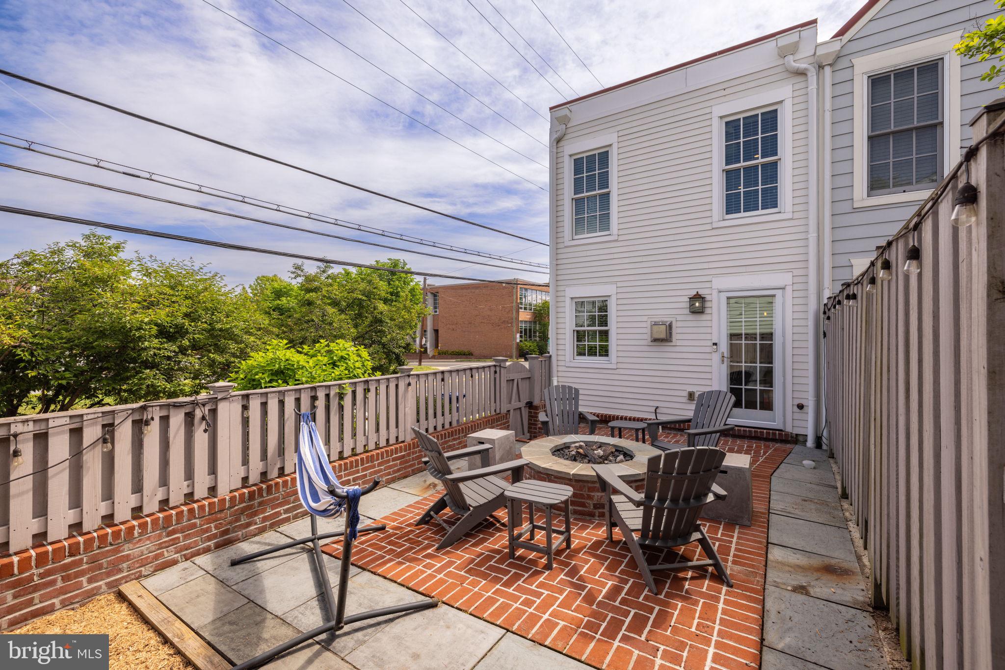 601 South St Asaph Street Alexandria, VA 22314 - Photo 17 of 38