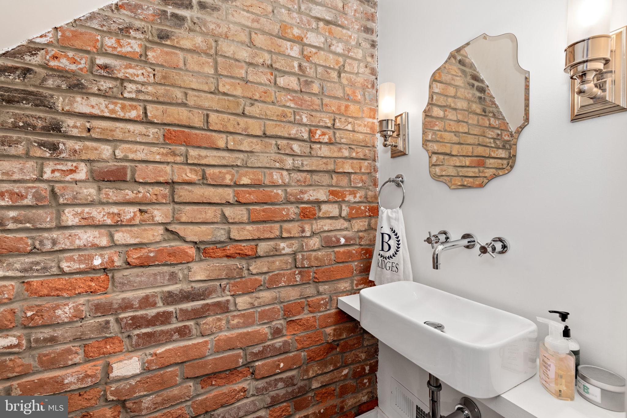 601 South St Asaph Street Alexandria, VA 22314 - Photo 19 of 38