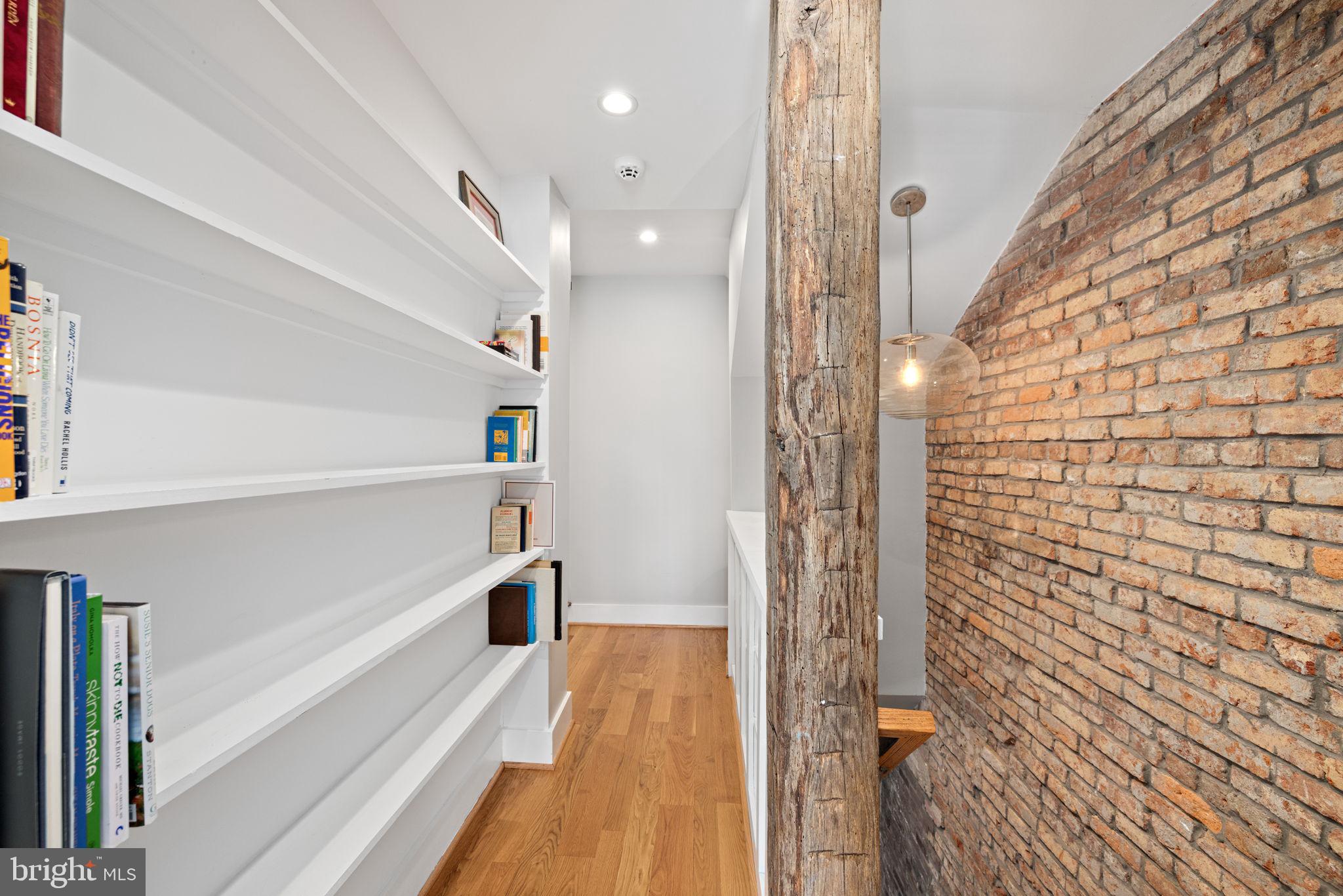 601 South St Asaph Street Alexandria, VA 22314 - Photo 27 of 38