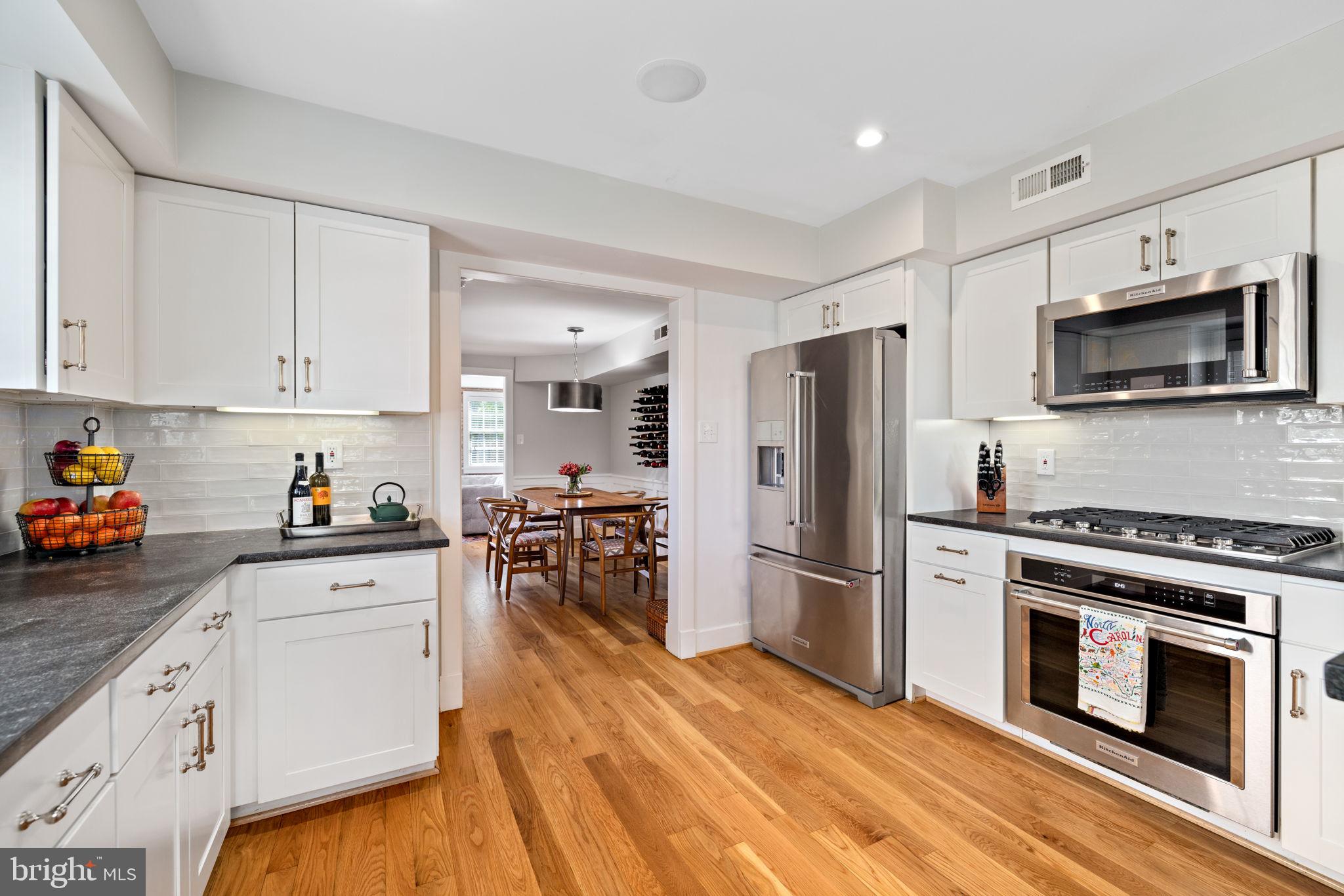 601 South St Asaph Street Alexandria, VA 22314 - Photo 10 of 38