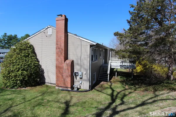 $3,000 | 32 Lexington Circle, Newington, CT 06111