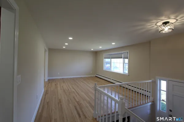 $3,000 | 32 Lexington Circle, Newington, CT 06111