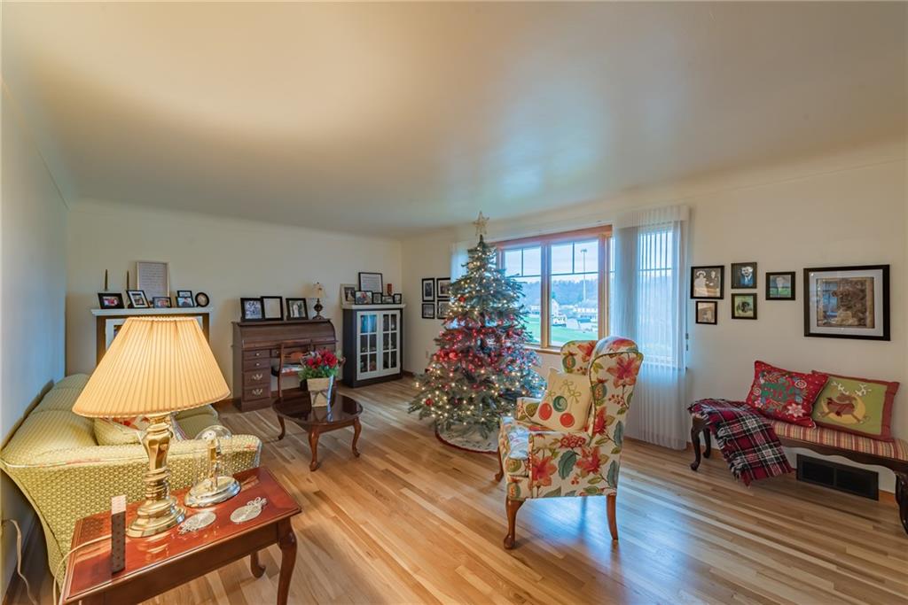 507 General Braddock Road Rillton, PA 15678 - Photo 3 of 25 Gallery Image 3