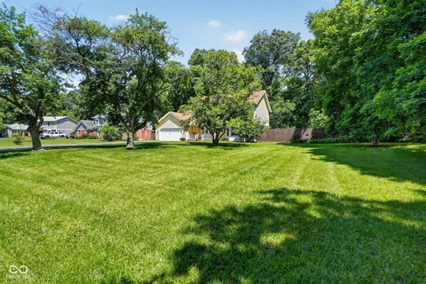 $425,000 | 101 Wellington Bluff Court, Noblesville, IN 46060