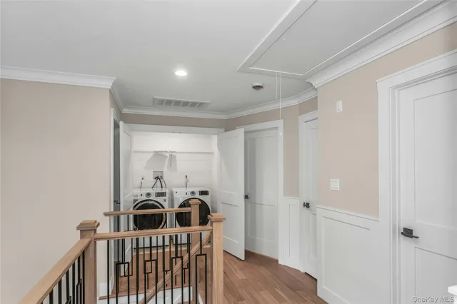 $1,648,888 | 8 Sebree Place, Plainview, NY 11803