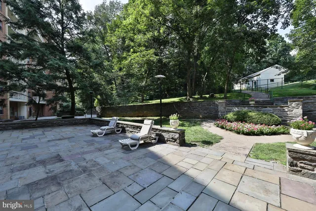 $309,500 | 7900 Old York Road, Unit 907A, Elkins Park, PA 19027