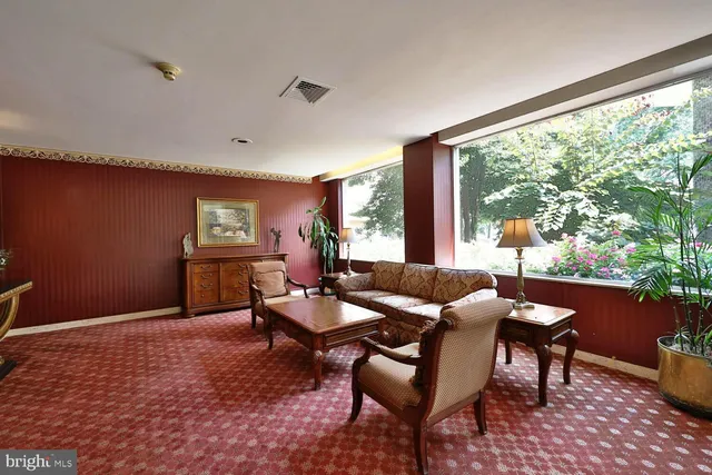 $309,500 | 7900 Old York Road, Unit 907A, Elkins Park, PA 19027