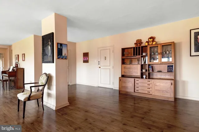 $309,500 | 7900 Old York Road, Unit 907A, Elkins Park, PA 19027