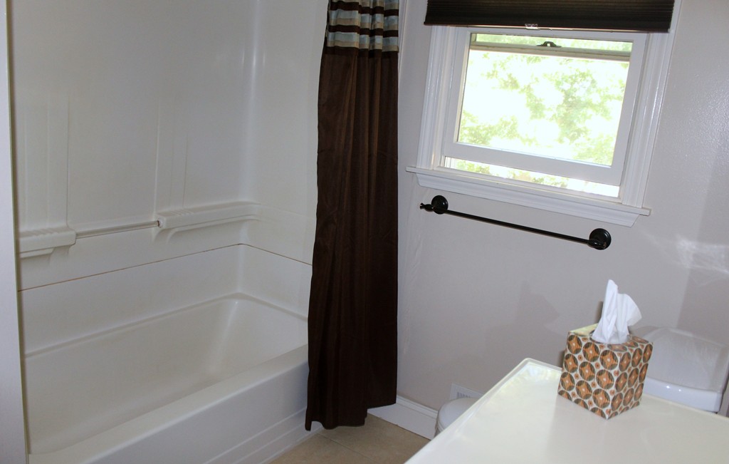 19 Kettering Road Norwood, MA 02062 - Photo 16 of 21 Gallery Image 16